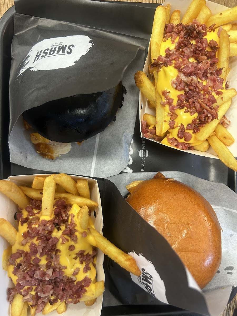 Black & White Burger Bruxelles Gare De L'ouest-5